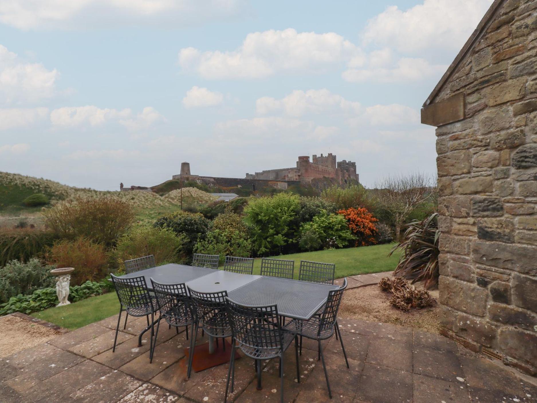 The Wynd Villa Bamburgh Bagian luar foto